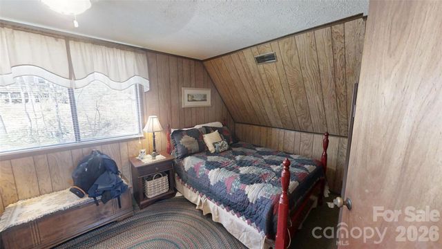 321 Doris Lisa View Drive, Hendersonville, NC 28792