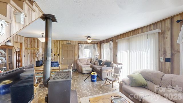 321 Doris Lisa View Drive, Hendersonville, NC 28792