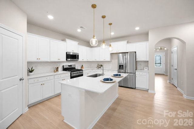 4044 Whipcord Drive, Waxhaw, NC 28173