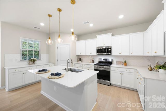 4044 Whipcord Drive, Waxhaw, NC 28173