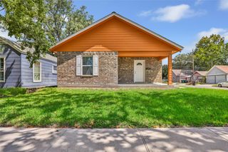 520 E Defee Avenue, Baytown, TX 77520