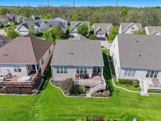 3871 Crooked Creek Drive, Elgin, IL 60124