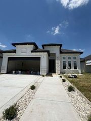 004 Olympia Avenue, Mission, TX 78573