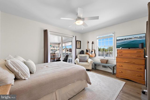 407 ATLANTIC CITY CT, Lanoka Harbor, NJ 08734