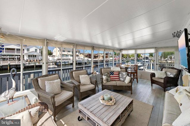 407 ATLANTIC CITY CT, Lanoka Harbor, NJ 08734
