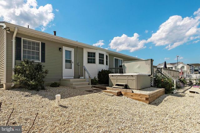 407 ATLANTIC CITY CT, Lanoka Harbor, NJ 08734