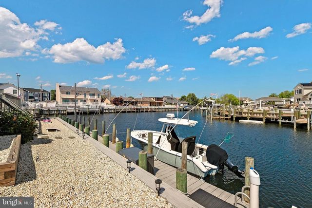 407 ATLANTIC CITY CT, Lanoka Harbor, NJ 08734