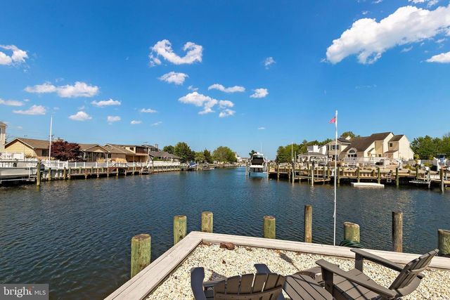 407 ATLANTIC CITY CT, Lanoka Harbor, NJ 08734