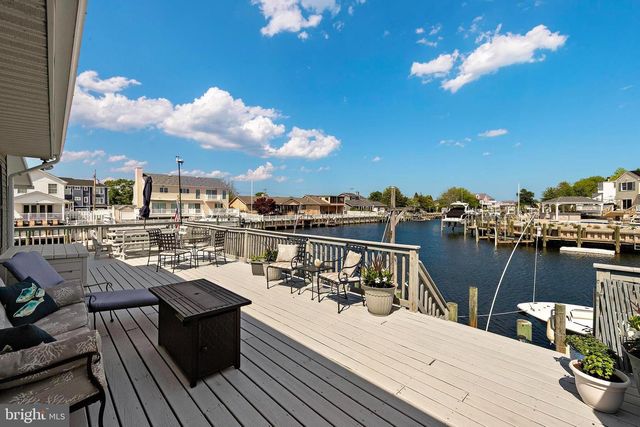407 ATLANTIC CITY CT, Lanoka Harbor, NJ 08734