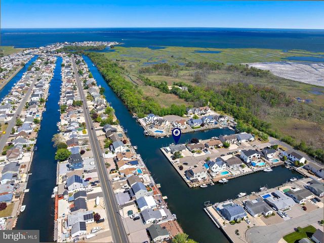 407 ATLANTIC CITY CT, Lanoka Harbor, NJ 08734