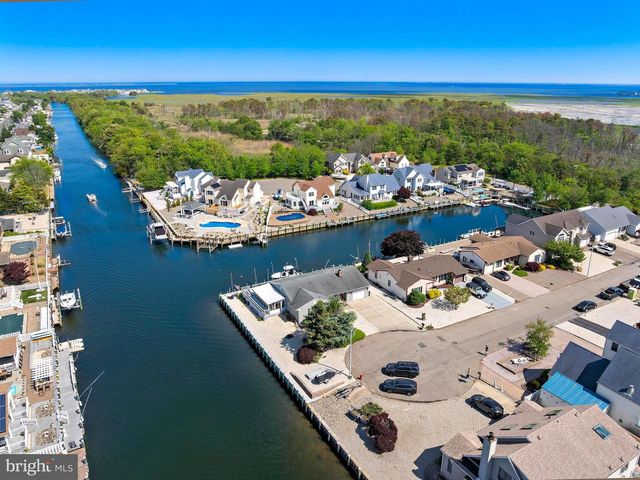 407 ATLANTIC CITY CT, Lanoka Harbor, NJ 08734