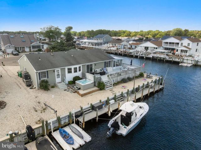 407 ATLANTIC CITY CT, Lanoka Harbor, NJ 08734