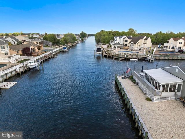 407 ATLANTIC CITY CT, Lanoka Harbor, NJ 08734