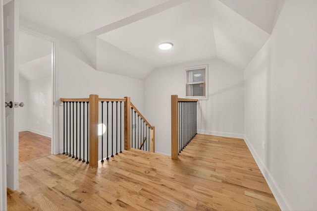 8106 S Dobson Avenue, Chicago, IL 60619