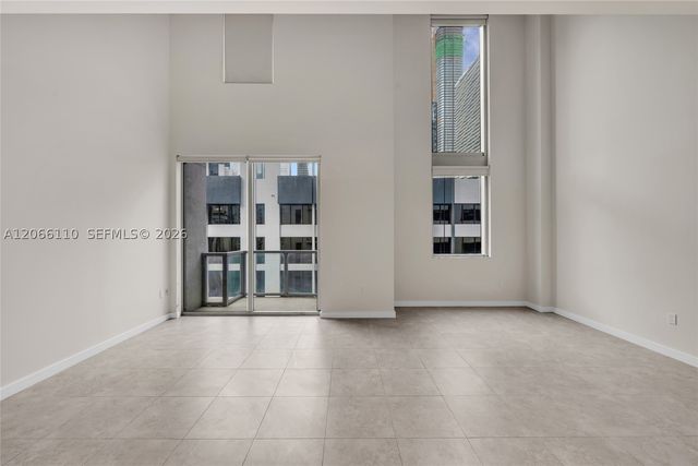 1060 Brickell Ave 815, Miami, FL 33131