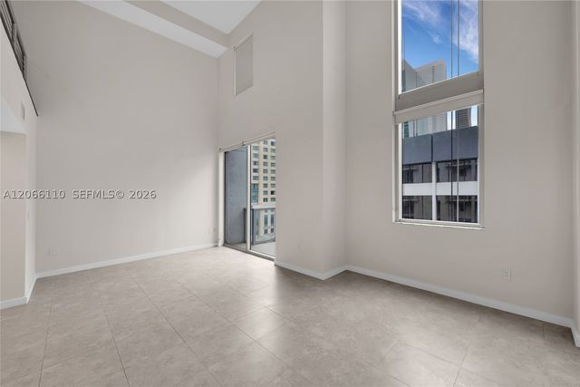 1060 Brickell Ave 815, Miami, FL 33131