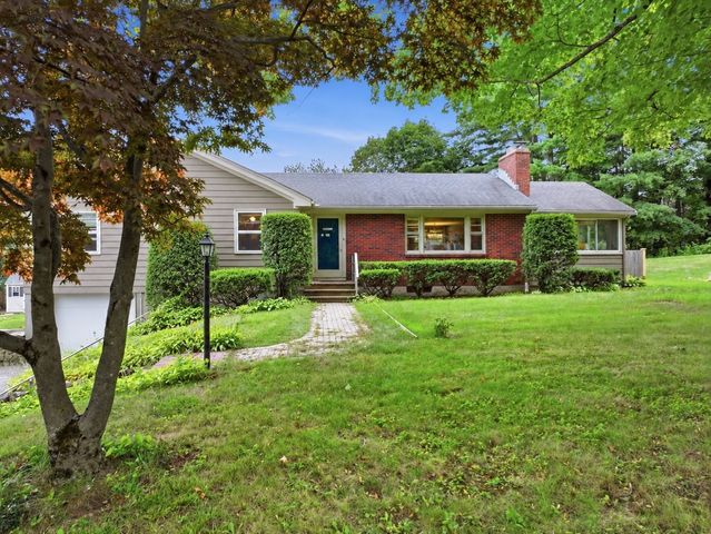 12 Summer Hill Rd, Maynard, MA 01754