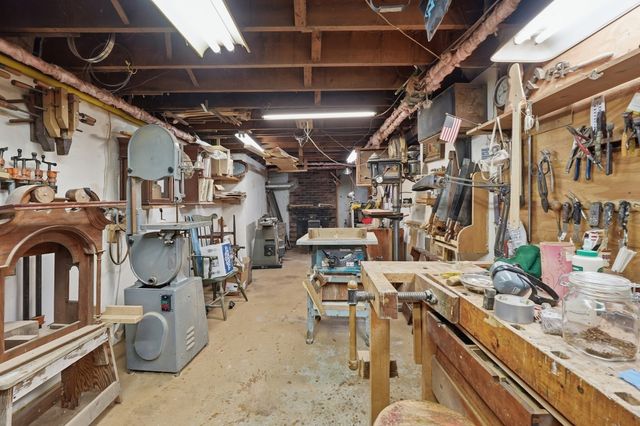 12 Summer Hill Rd, Maynard, MA 01754