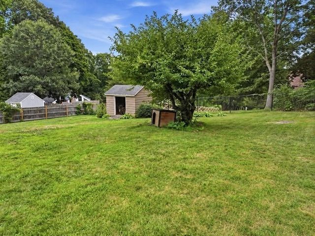 12 Summer Hill Rd, Maynard, MA 01754