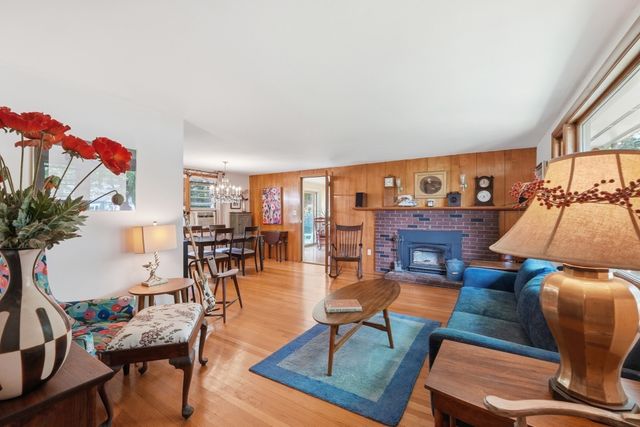 12 Summer Hill Rd, Maynard, MA 01754