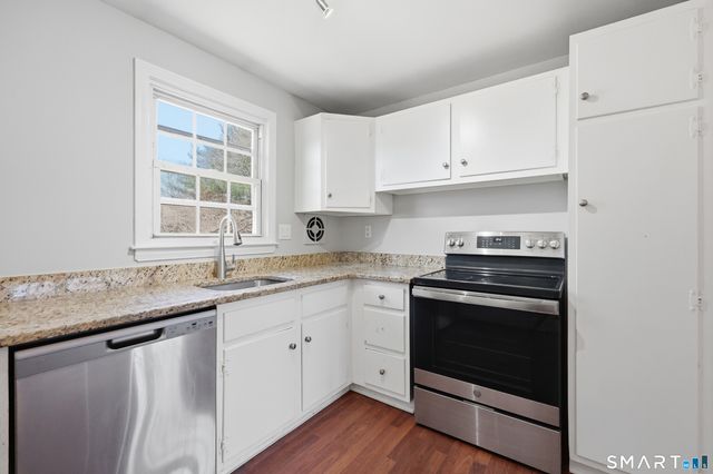 6 Grandview Drive 25D, Farmington, CT 06032