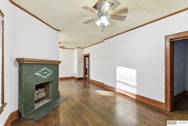 5058 S 36th Avenue, Omaha, NE 68107