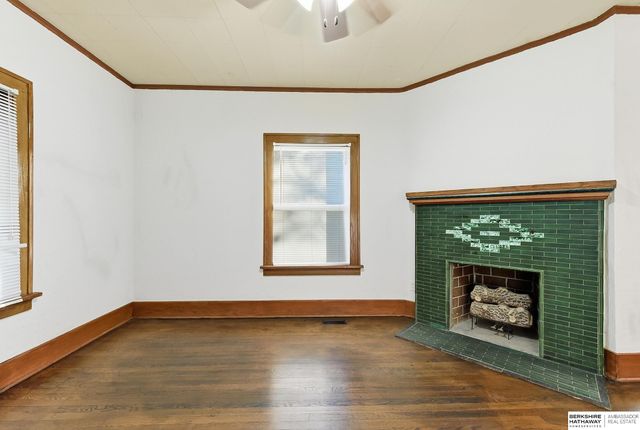 5058 S 36th Avenue, Omaha, NE 68107