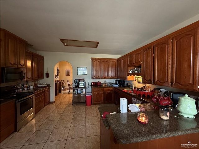 2725 Cesar Chavez Road, San Juan, TX 78589