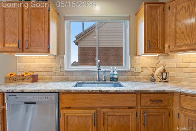 48528 Lafayette Drive, Macomb Township, MI 48044