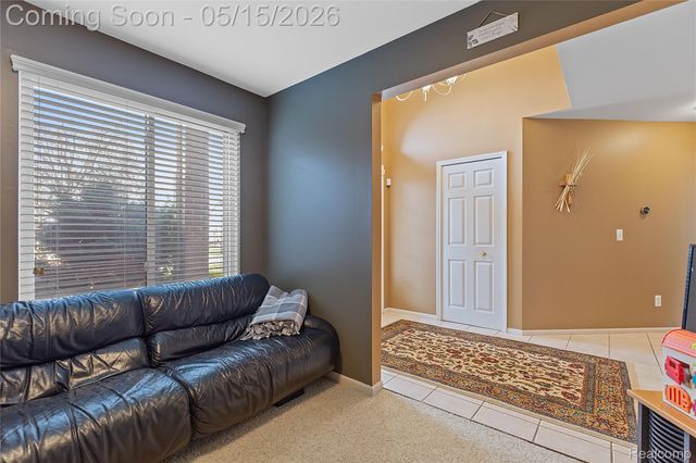 48528 Lafayette Drive, Macomb Township, MI 48044