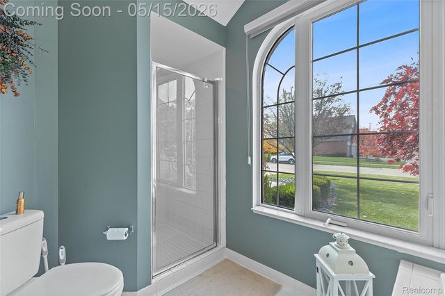 48528 Lafayette Drive, Macomb Township, MI 48044