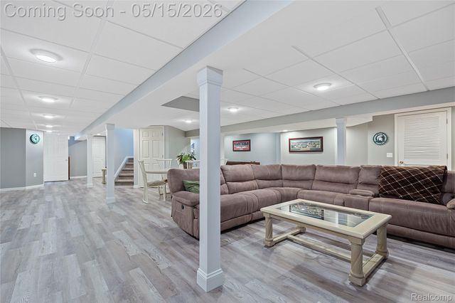 48528 Lafayette Drive, Macomb Township, MI 48044