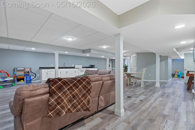 48528 Lafayette Drive, Macomb Township, MI 48044