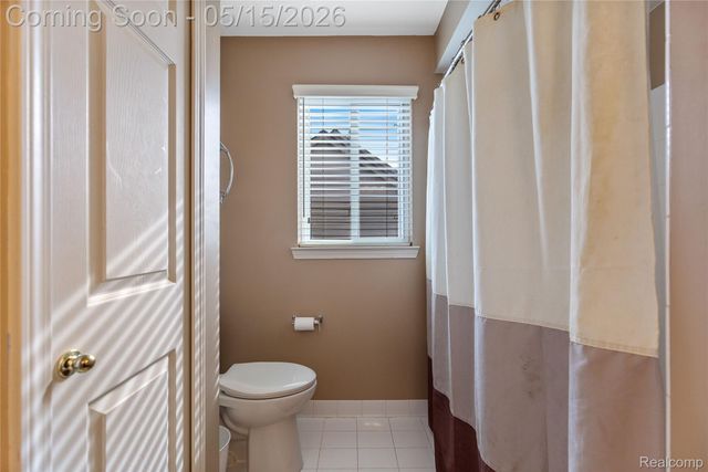48528 Lafayette Drive, Macomb Township, MI 48044