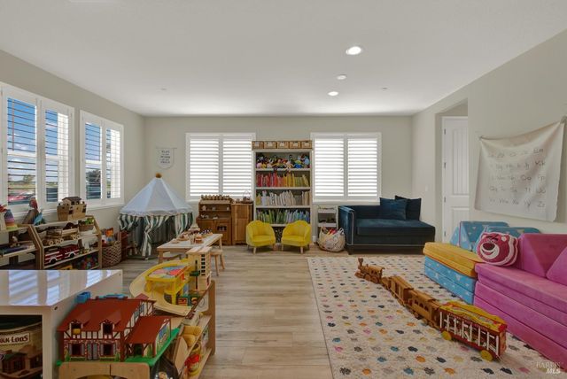 4037 Crane Ct, Vacaville, CA 95688