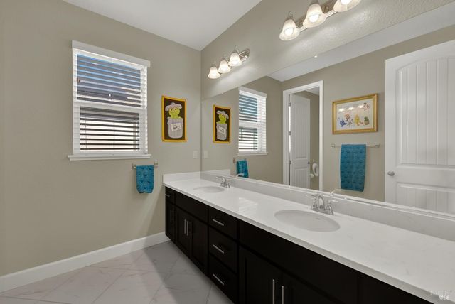 4037 Crane Ct, Vacaville, CA 95688