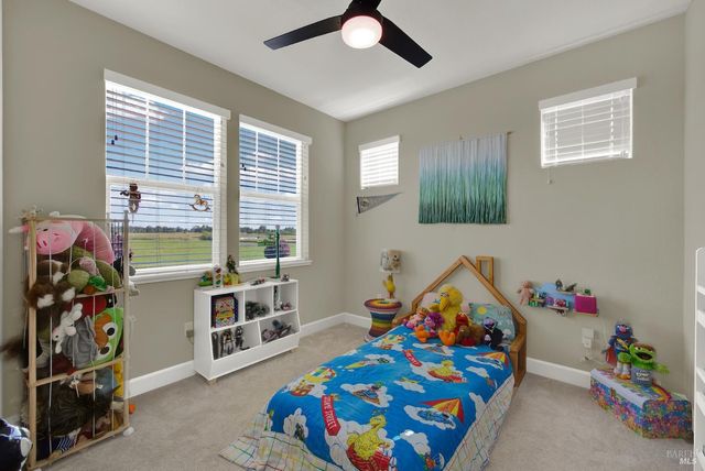 4037 Crane Ct, Vacaville, CA 95688