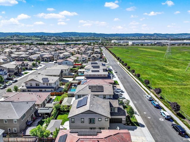 4037 Crane Ct, Vacaville, CA 95688