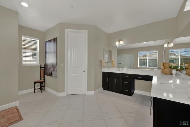 4037 Crane Ct, Vacaville, CA 95688