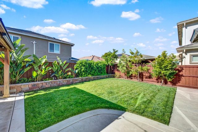 4037 Crane Ct, Vacaville, CA 95688