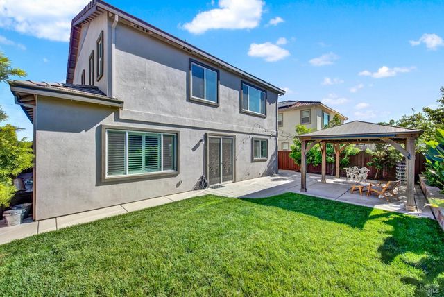 4037 Crane Ct, Vacaville, CA 95688