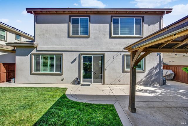 4037 Crane Ct, Vacaville, CA 95688