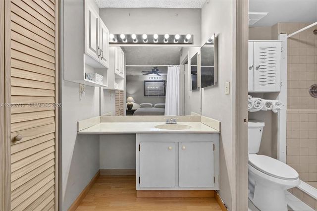 3350 NE 192nd Street 5H-B, Aventura, FL 33180