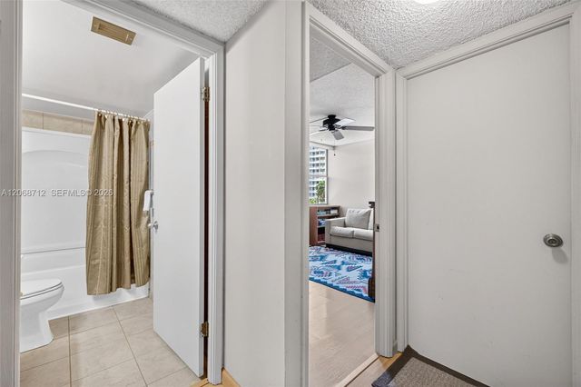 3350 NE 192nd Street 5H-B, Aventura, FL 33180