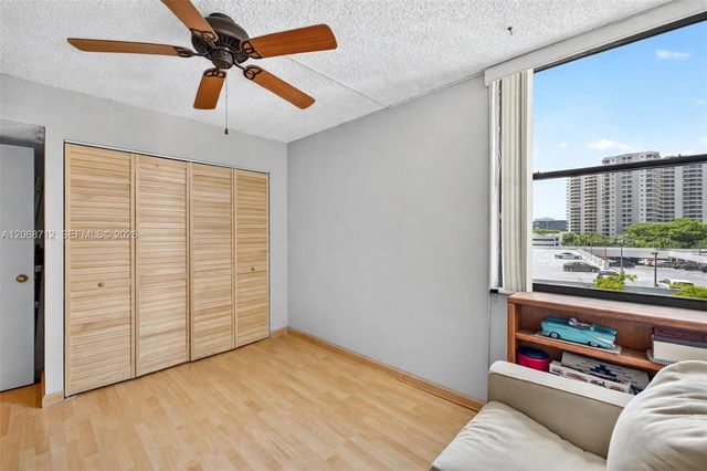3350 NE 192nd Street 5H-B, Aventura, FL 33180