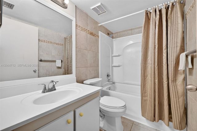 3350 NE 192nd Street 5H-B, Aventura, FL 33180