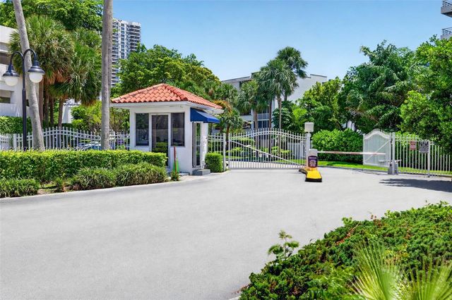 3350 NE 192nd Street 5H-B, Aventura, FL 33180