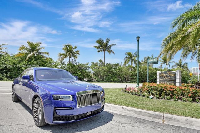 3350 NE 192nd Street 5H-B, Aventura, FL 33180