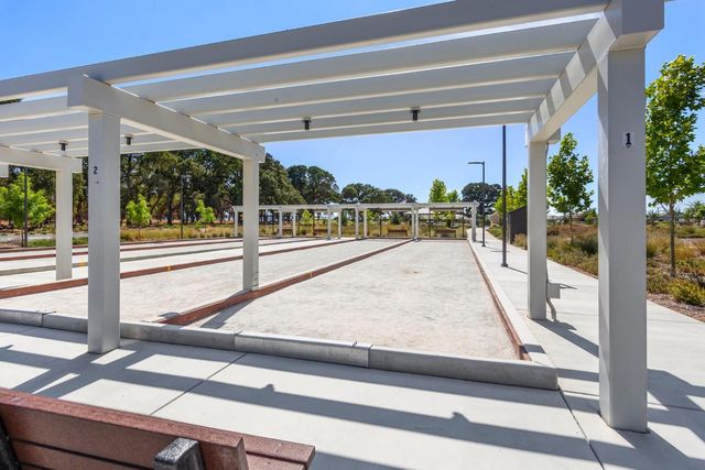 4750 Peace Lily Ln, Roseville, CA 95747