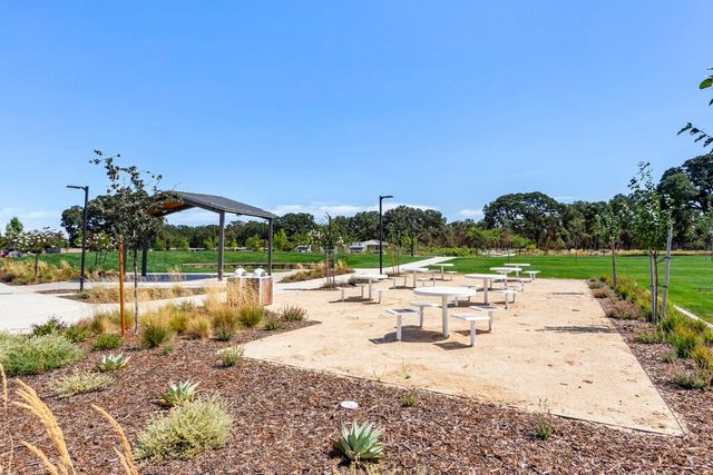 4750 Peace Lily Ln, Roseville, CA 95747